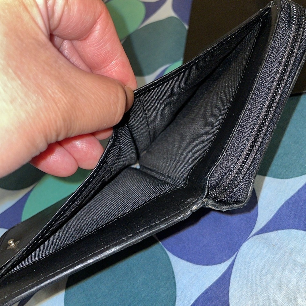Burberry Beige and Black Plaid Zippy Wallet - Picture 10 of 12